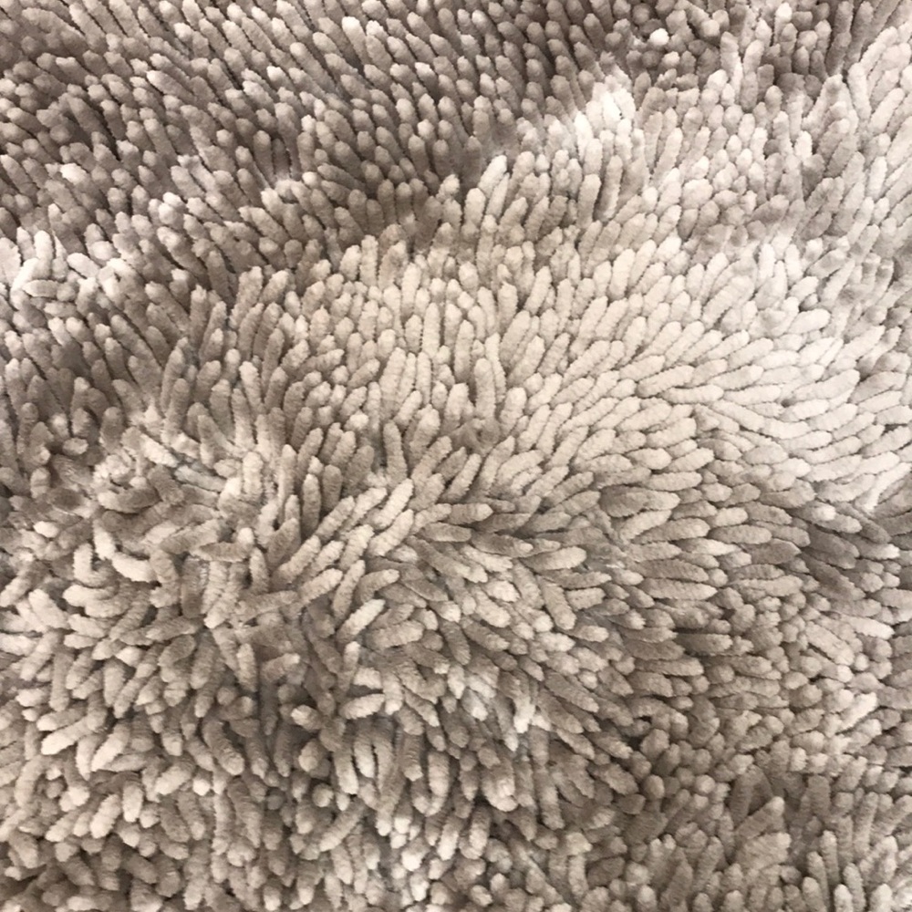 Meet your Posher, Liz